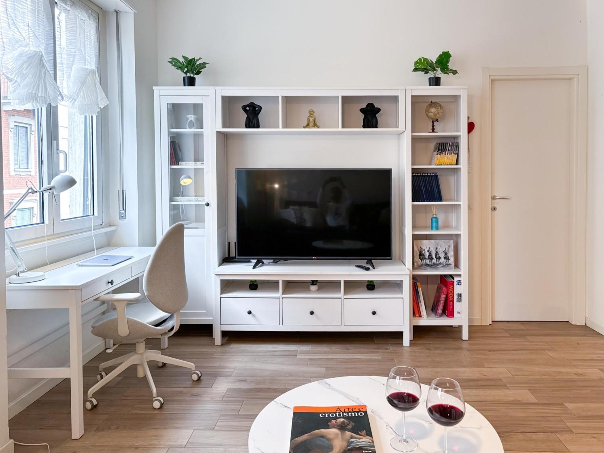 The Best! Fast Wi-Fi & Netflix ミラノ エクステリア 写真